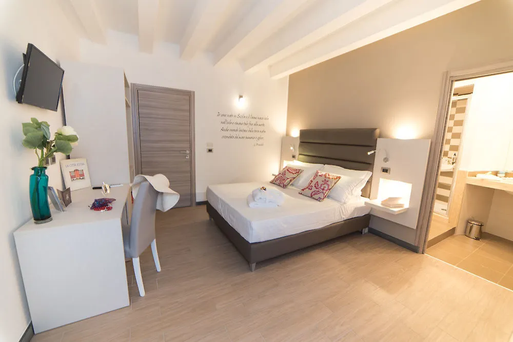 Palazzo Sisto Exclusive Suites Catania 2*,  Italia